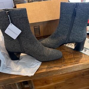Aerosoles Gray Ankle Boots
